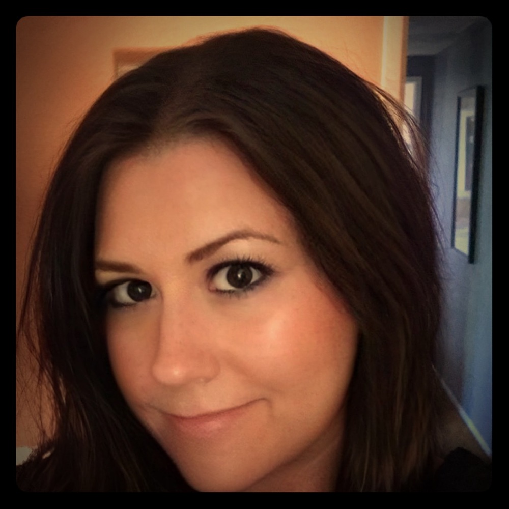 Meet your Posher, Cassie